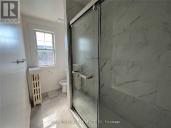 APT 4 - 2398 BLOOR STREET W Toronto (Runnymede-Bloor West Village) Ontario photo 3