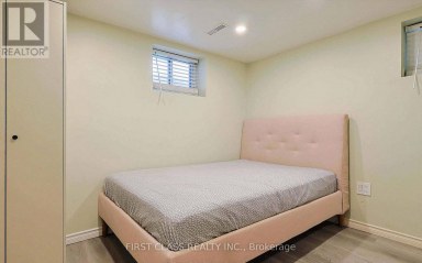LOWER - 76 MACDONALD STREET Toronto (Mimico) Ontario photo 3