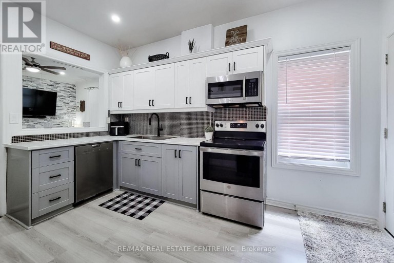 58 EAST 22ND STREET, Hamilton (Eastmount), Ontario, L8V2V3
