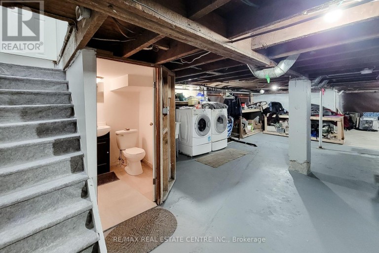 58 EAST 22ND STREET, Hamilton (Eastmount), Ontario, L8V2V3