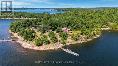 43 15C ISLAND Carling Ontario photo 1