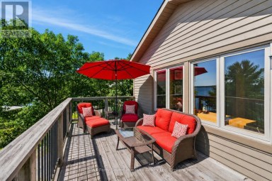 43 15C ISLAND Carling Ontario photo 15