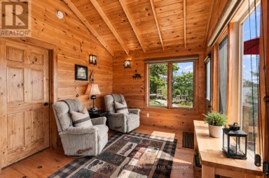 43 15C ISLAND Carling Ontario photo 19