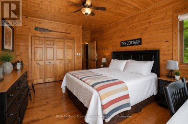 43 15C ISLAND Carling Ontario photo 23