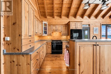 43 15C ISLAND Carling Ontario photo 8