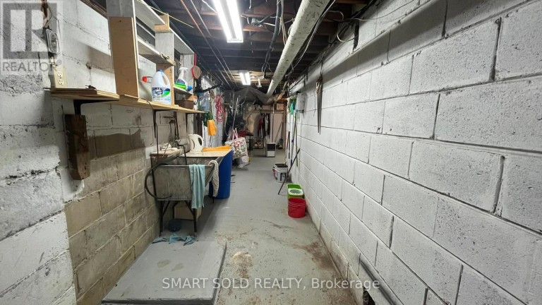 MAIN FLR + BSMT - 1592 EGLINTON AVENUE W, Toronto (Briar Hill-Belgravia), Ontario, M6E2G8