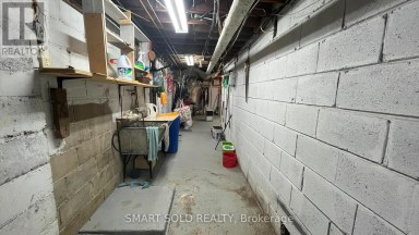 MAIN FLR + BSMT - 1592 EGLINTON AVENUE W Toronto (Briar Hill-Belgravia) Ontario photo 11