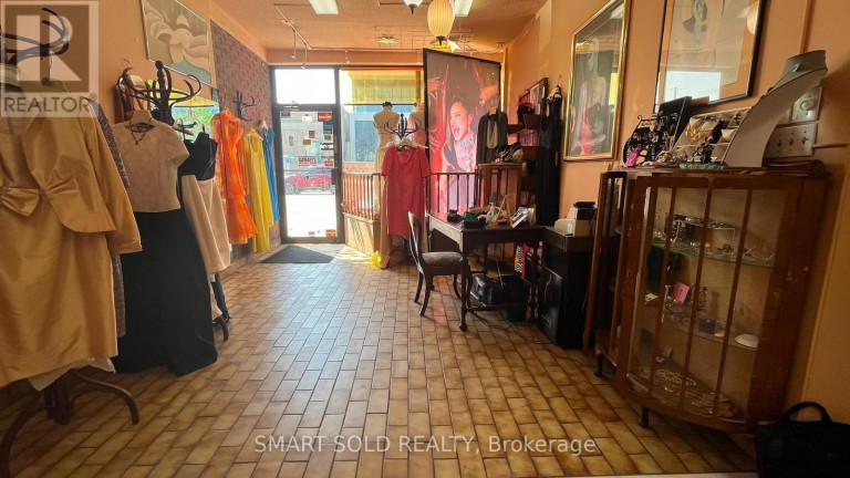MAIN FLR + BSMT - 1592 EGLINTON AVENUE W, Toronto (Briar Hill-Belgravia), Ontario, M6E2G8