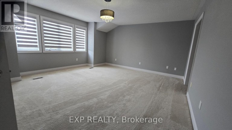 2209 BLACKBIRD COURT, Oakville (WT West Oak Trails), Ontario, L6M5E6