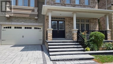2209 BLACKBIRD COURT Oakville (WT West Oak Trails) Ontario photo 2
