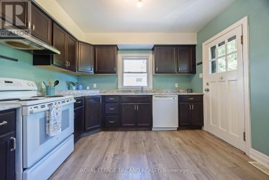1874 CHURCHILL AVENUE London East (East H) Ontario photo 10