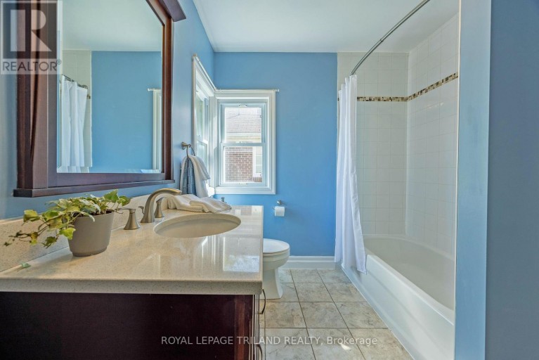 1874 CHURCHILL AVENUE, London East (East H), Ontario, N5W2L6