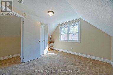 1874 CHURCHILL AVENUE London East (East H) Ontario photo 19