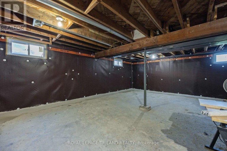 1874 CHURCHILL AVENUE, London East (East H), Ontario, N5W2L6