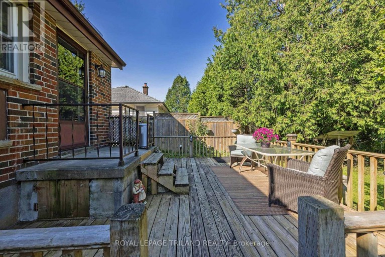 1874 CHURCHILL AVENUE, London East (East H), Ontario, N5W2L6