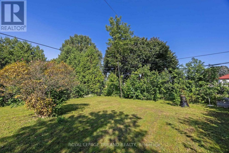 1874 CHURCHILL AVENUE, London East (East H), Ontario, N5W2L6