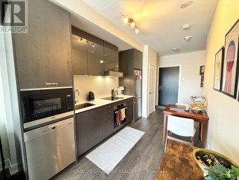 1408 - 11 LILLIAN STREET Toronto (Mount Pleasant West) Ontario photo 12