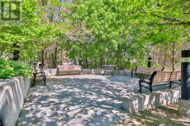 411 - 8201 ISLINGTON AVENUE Vaughan (Islington Woods) Ontario photo 2