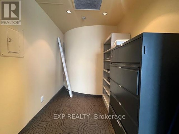 208 - 275 RENFREW DRIVE, Markham (Buttonville), Ontario, L3R0C8