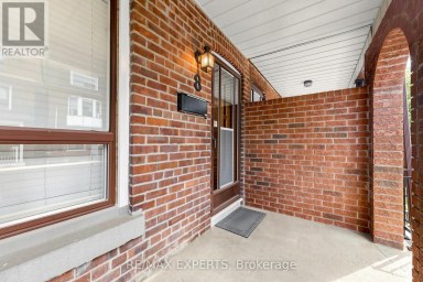 8 PARR STREET Toronto (Little Portugal) Ontario photo 2
