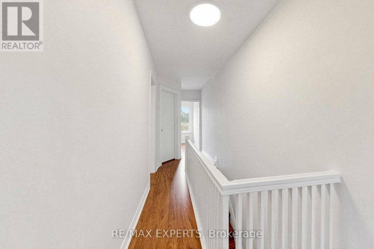 8 PARR STREET, Toronto (Little Portugal), Ontario, M6J2E3