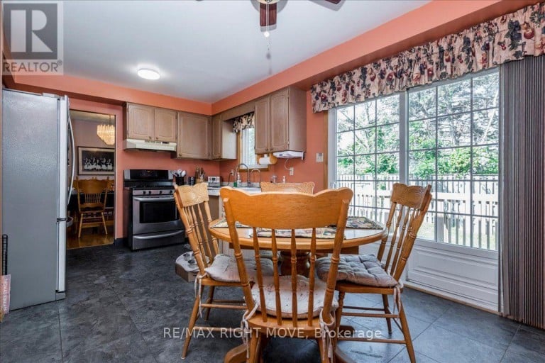 55 LAURENTIAN LANE, Orillia, Ontario, L3V7N7