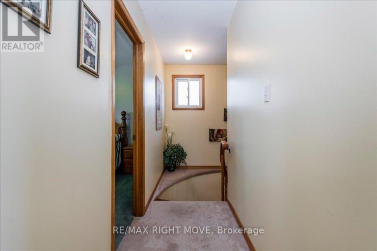 55 LAURENTIAN LANE, Orillia, Ontario, L3V7N7