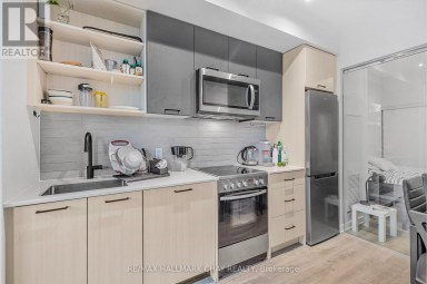 110 - 2300 ST. CLAIR AVENUE W Toronto (Junction Area) Ontario photo 9