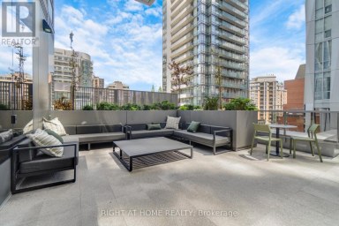 2113 - 11 YORKVILLE AVENUE Toronto (Annex) Ontario photo 27