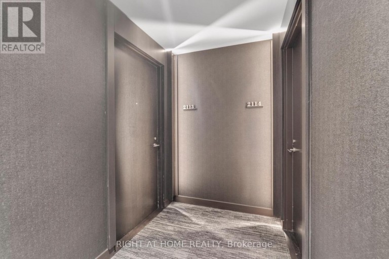 2113 - 11 YORKVILLE AVENUE, Toronto (Annex), Ontario, M4W0B7
