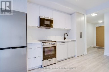 516 - 2369 DANFORTH AVENUE Toronto (East End-Danforth) Ontario photo 5