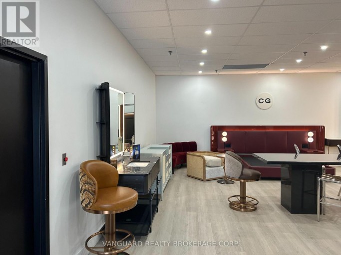 1-7 - 307 EDGELEY BOULEVARD E, Vaughan (Concord), Ontario, L4K3Z5