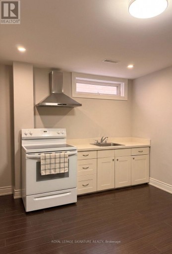 ALL INCLUSIVE BASEMENT - 282 AYLESWORTH AVENUE, Toronto (Birchcliffe-Cliffside), Ontario, M1N2K2