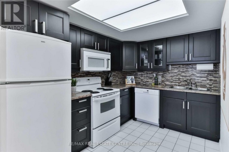 103 - 4450 TUCANA COURT, Mississauga (Hurontario), Ontario, L5R3R4