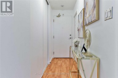 103 - 4450 TUCANA COURT Mississauga (Hurontario) Ontario photo 3