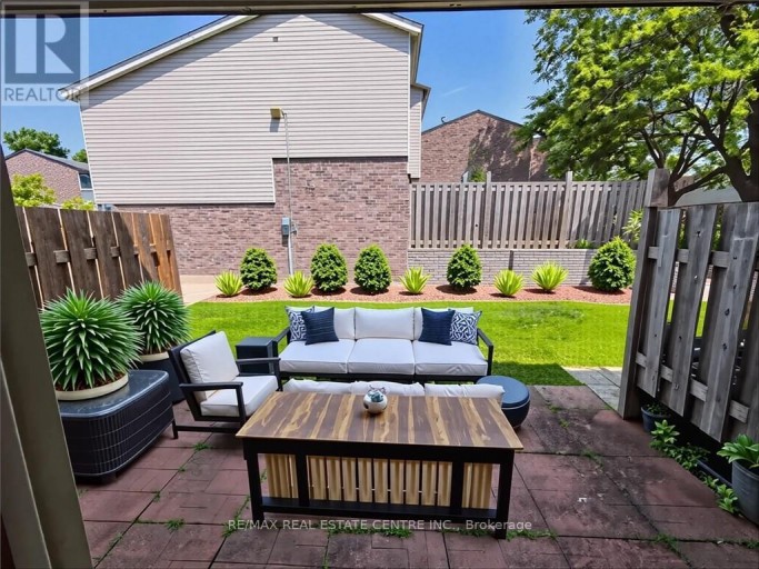 G - 222 HARVARD PLACE, Waterloo, Ontario, N2J4G2