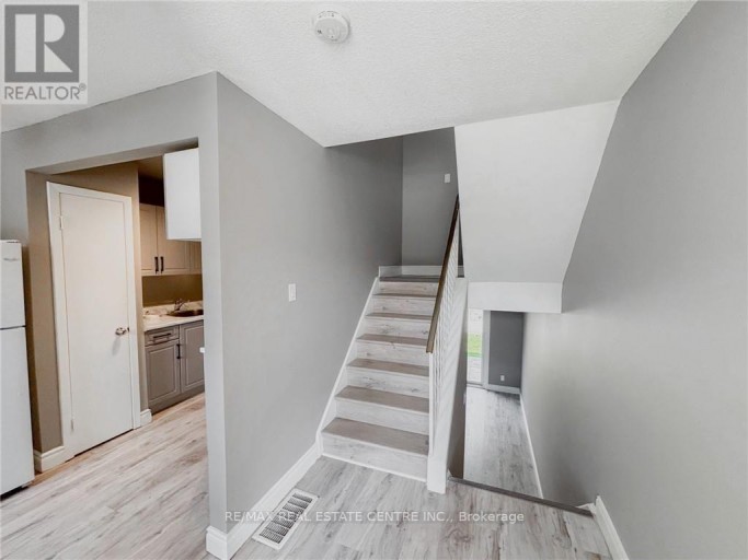 G - 222 HARVARD PLACE, Waterloo, Ontario, N2J4G2
