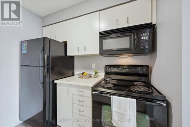 606 - 358 WATERLOO AVENUE Guelph (Junction/Onward Willow) Ontario photo 10