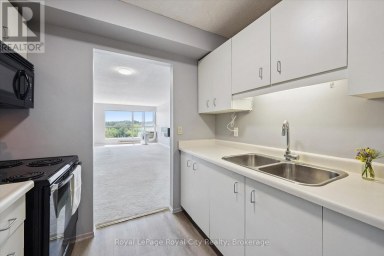 606 - 358 WATERLOO AVENUE Guelph (Junction/Onward Willow) Ontario photo 11