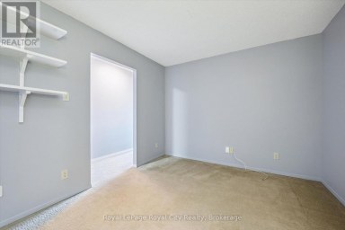 606 - 358 WATERLOO AVENUE Guelph (Junction/Onward Willow) Ontario photo 16