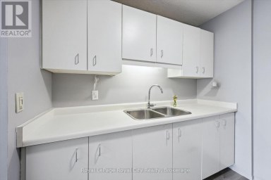 606 - 358 WATERLOO AVENUE Guelph (Junction/Onward Willow) Ontario photo 9