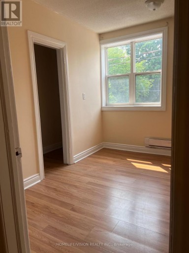 1 - 788 EGLINTON AVENUE E, Toronto (Leaside), Ontario, M4G2L1