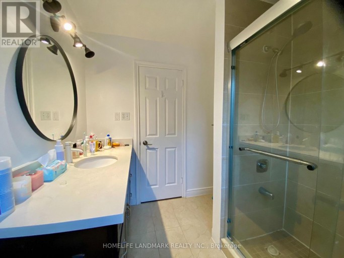 UPPER FLOOR ROOM A - 3371 CIDER MILL PLACE, Mississauga (Erin Mills), Ontario, L5L3H6