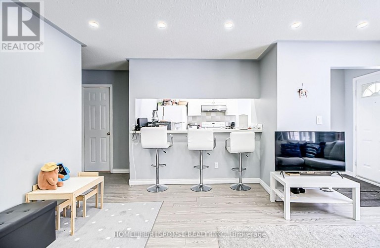 911 - 29 ROSEBANK DRIVE, Toronto (Malvern), Ontario, M1B5Y7