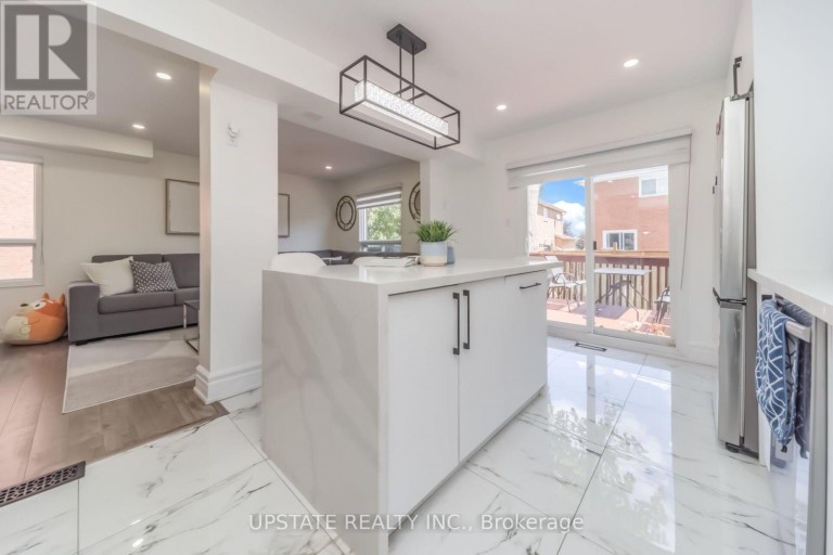 145 VALONIA DRIVE, Brampton (Brampton North), Ontario, L6V4J1