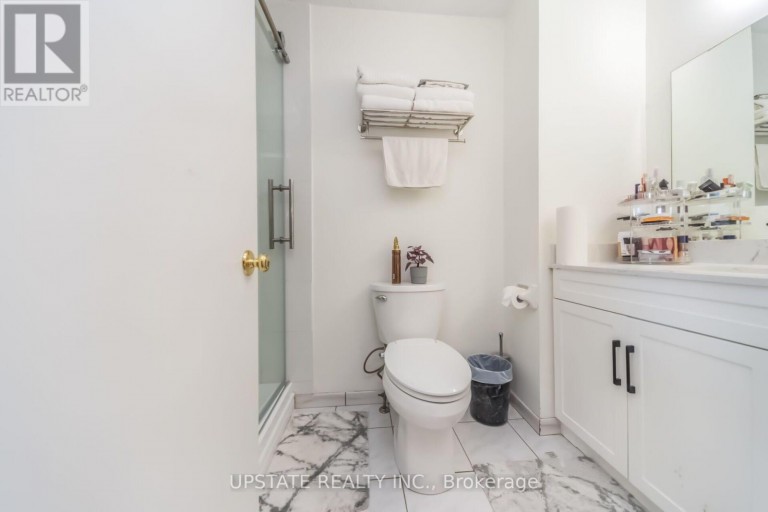 145 VALONIA DRIVE, Brampton (Brampton North), Ontario, L6V4J1