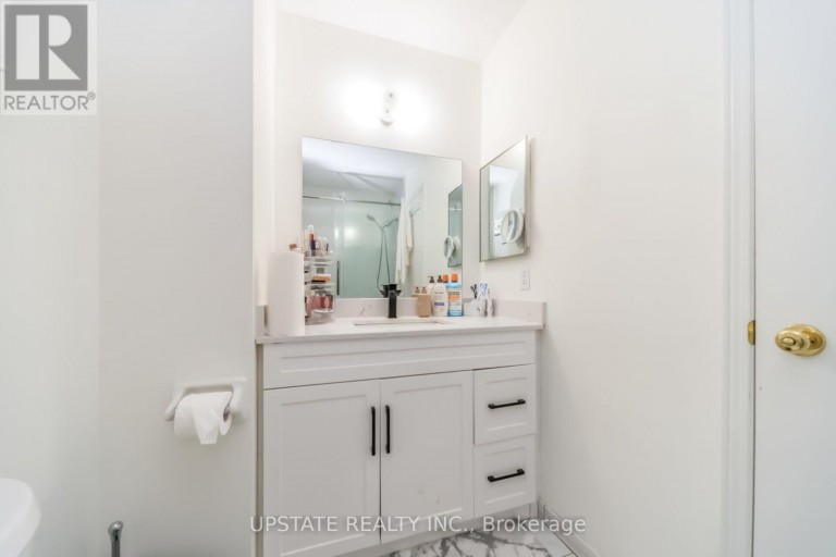 145 VALONIA DRIVE, Brampton (Brampton North), Ontario, L6V4J1