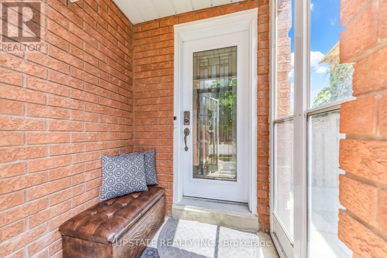 145 VALONIA DRIVE, Brampton (Brampton North), Ontario, L6V4J1
