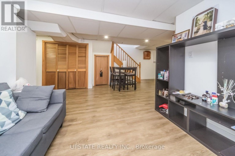 145 VALONIA DRIVE, Brampton (Brampton North), Ontario, L6V4J1