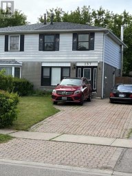 MAIN/UPPER - 137 MADOC DRIVE Brampton (Madoc) Ontario photo 1